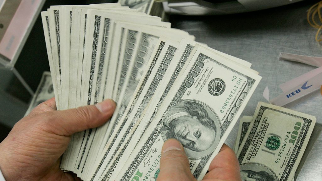 Doların 35 TL üstündeki yükselişi sürüyor! Piyasalar tatilde!