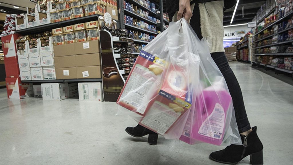 Alışveriş poşetine zam: 1 Ocak’tan itibaren geçerli olacak