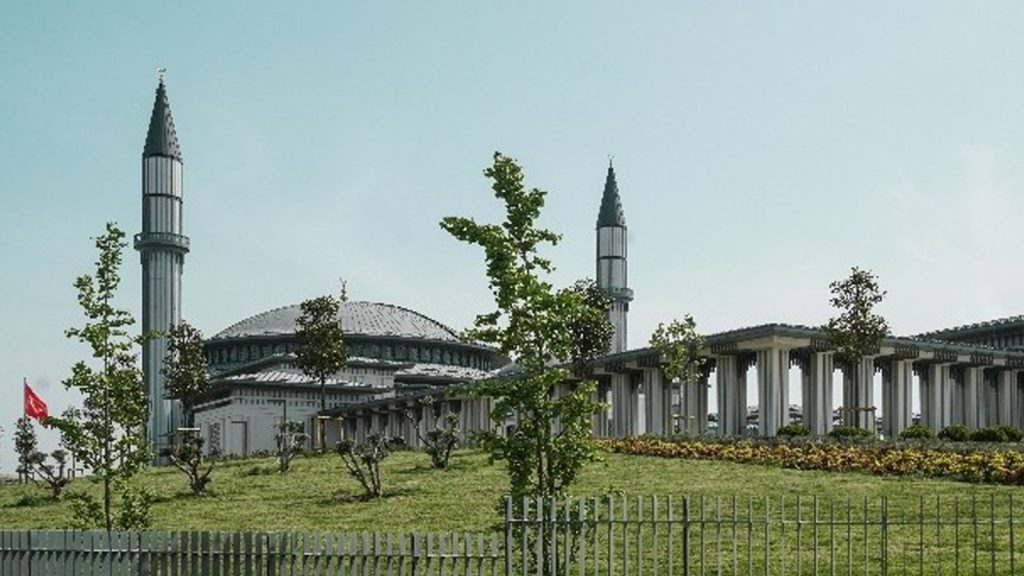 İGA’dan Ali Kuşçu Camii otoparkı açıklaması