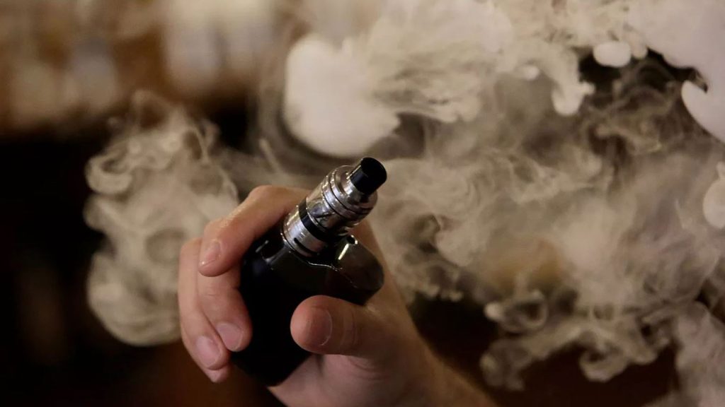 Milano modeli gerekir mi? Türkiye’ye sigara kuşatması