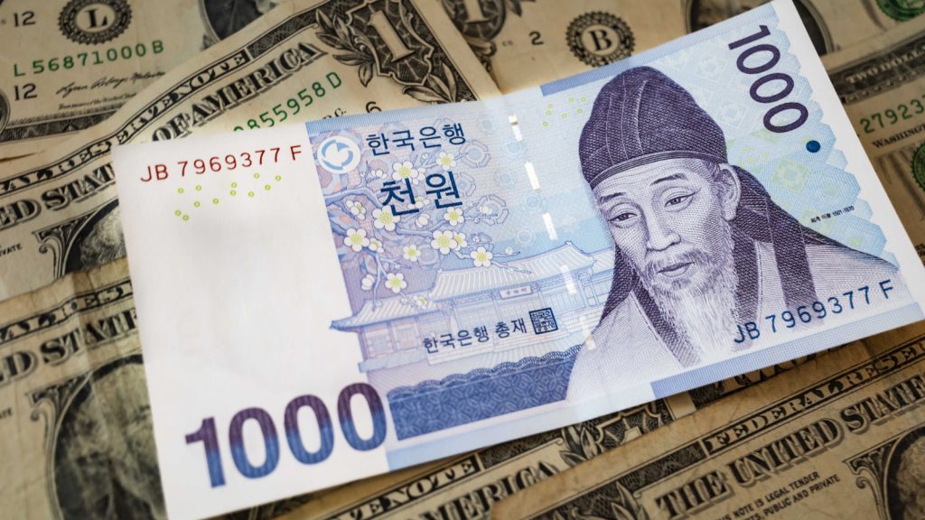 Sıkıyönetim ilan edilen Güney Kore’nin para birimi won dolar karşısında sert düştü!
