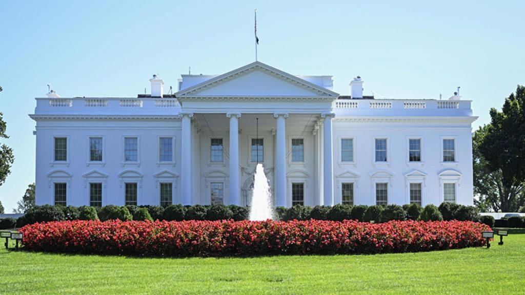 Beyaz Saray’dan, ABD’de tüm federal hibe ve kredi dağıtımlarını durdurma kararı