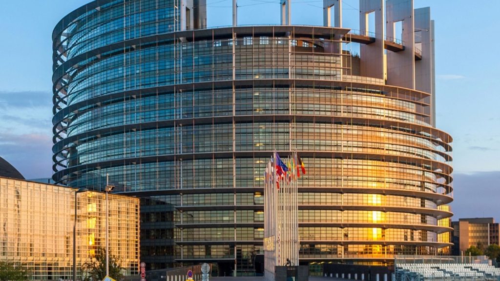 AB, Ukrayna’ya 3,5 milyar avro yardım gönderecek