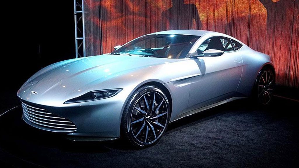 Aston Martin ilk elektrikli aracını erteledi ve işten çıkarmalara başladı