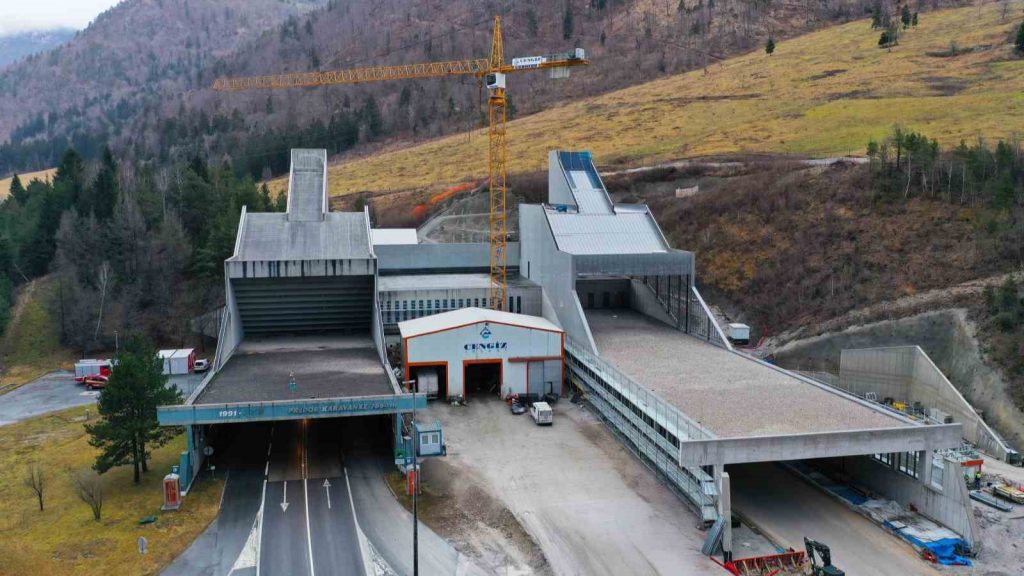 Karavanke Tüneli’nde araç geçişleri 2026 yılında başlayacak