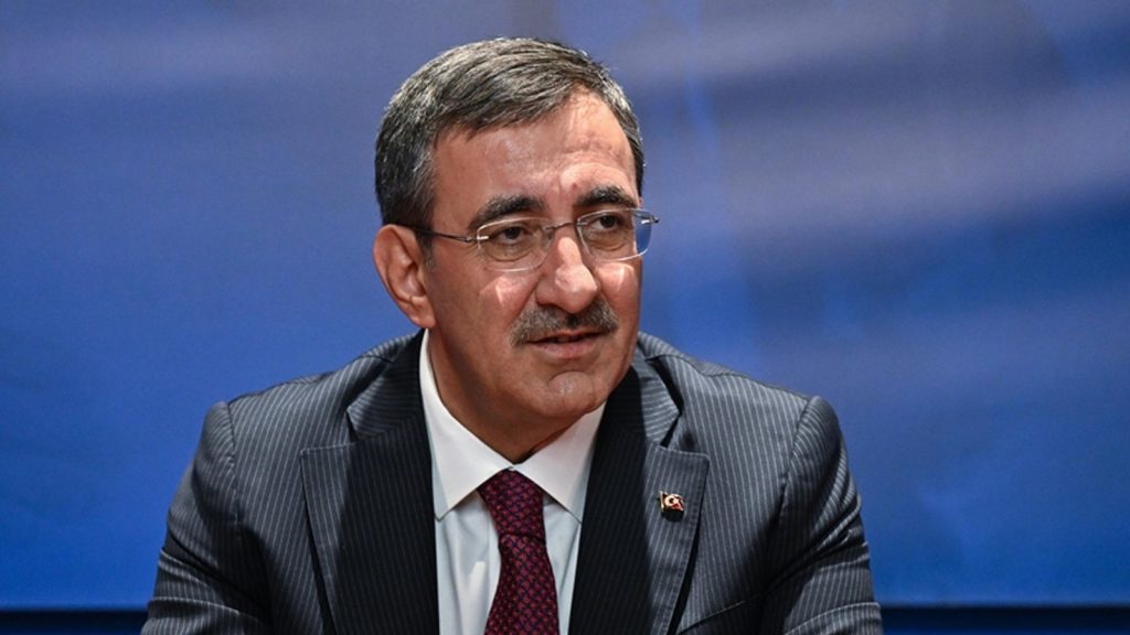 Cumhurbaşkanı Yardımcısı Cevdet Yılmaz: Bütçe açığımız deprem harcamalarına rağmen kontrol altında