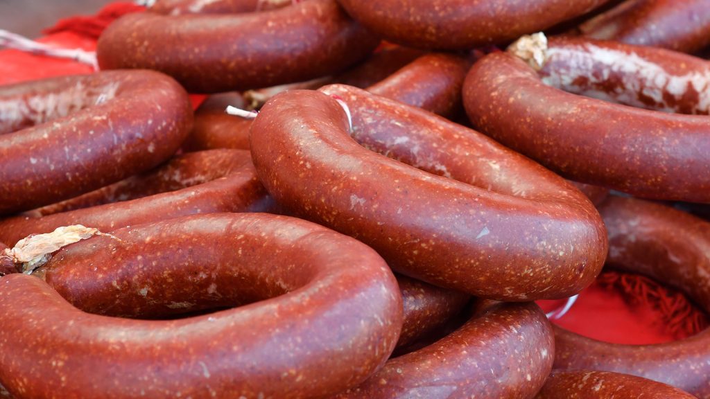 Sucuk krizi derinleşiyor! İşte midenizi kaldıracak gerçekler