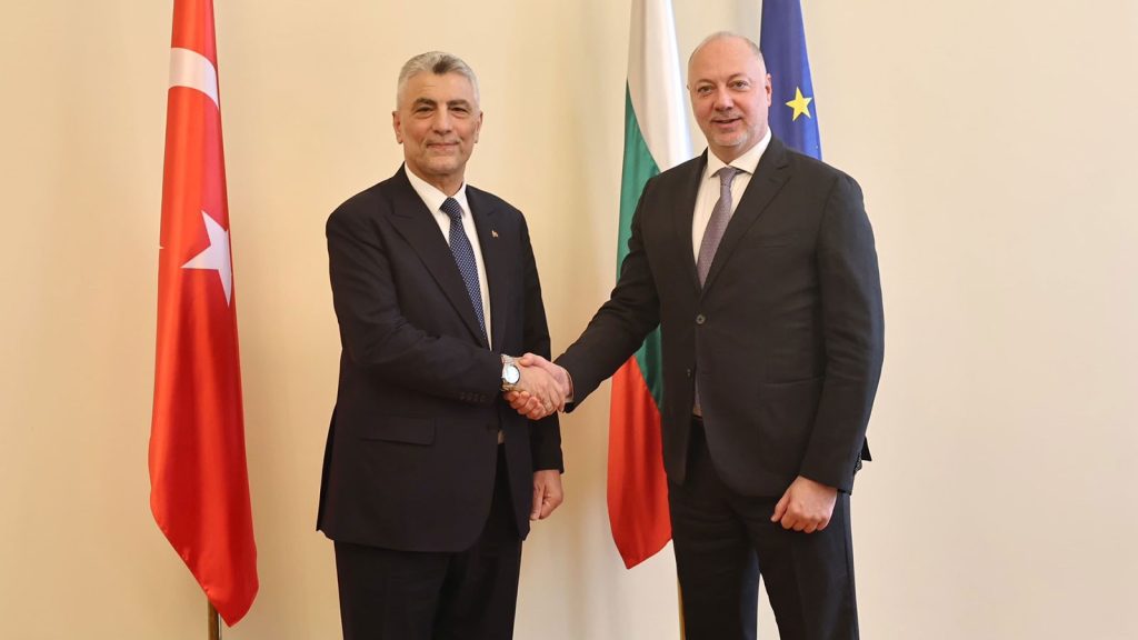 Ticaret Bakanı Bolat, Bulgaristan Başbakanı Jelyazkov ile görüştü