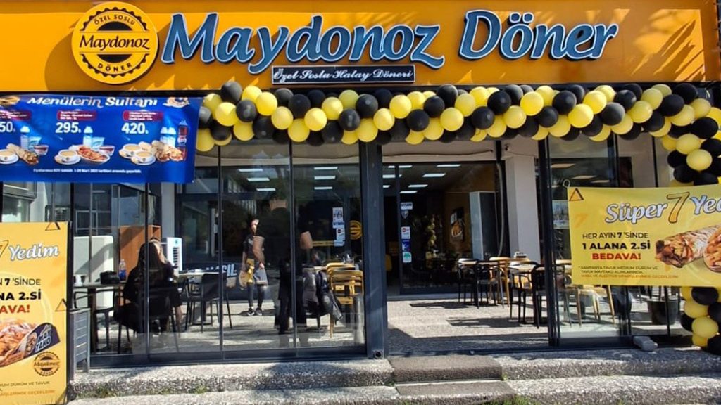 TMSF yönetimindeki Maydonoz Döner şube açmaya devam ediyor