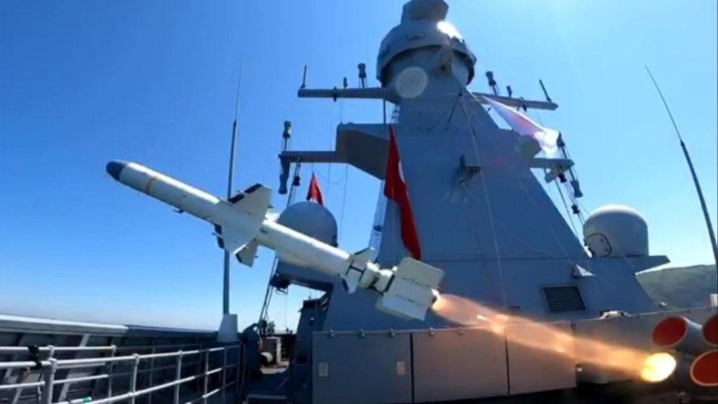 ‘Atmaca’ dünyada yankılandı, Türkiye denizlerde küresel güç