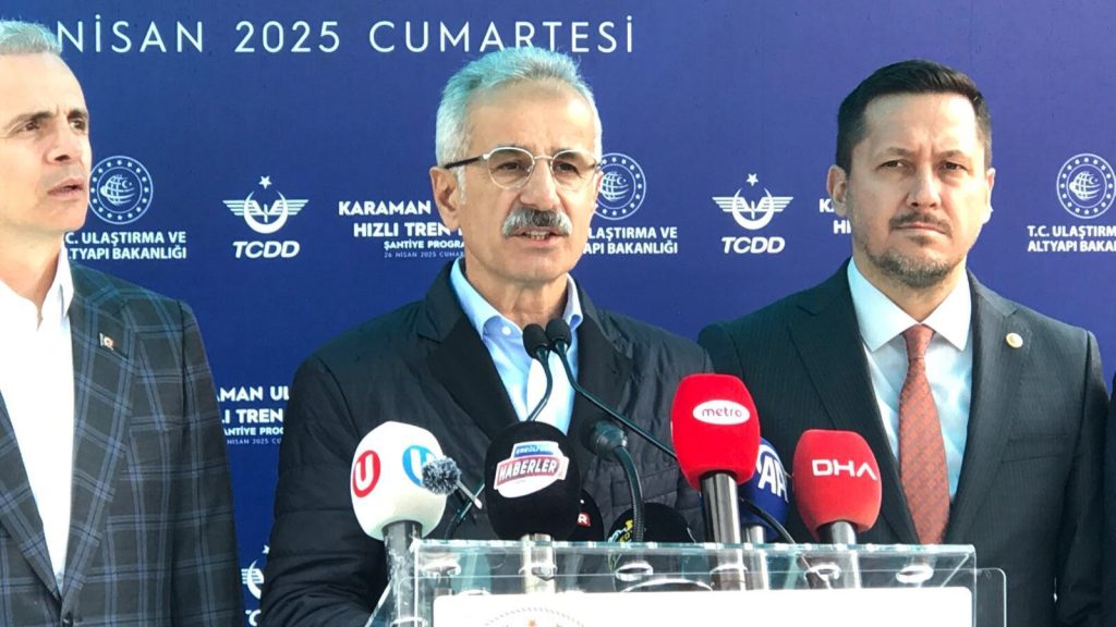 Bakan Uraloğlu: Karaman-Ulukışla hızlı tren hattı, uluslararası taşımacılığın kapısını aralayacak