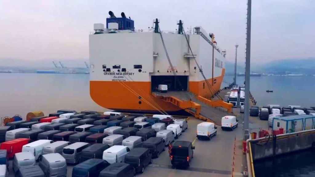 Otomotiv pazarı yüzde 6,5 daraldı