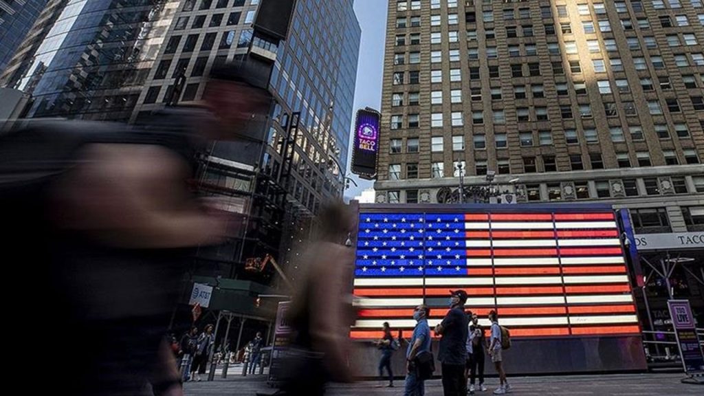 Trump’ın tarifeleri ABD ekonomisi için enflasyon ve resesyon riskini artırıyor