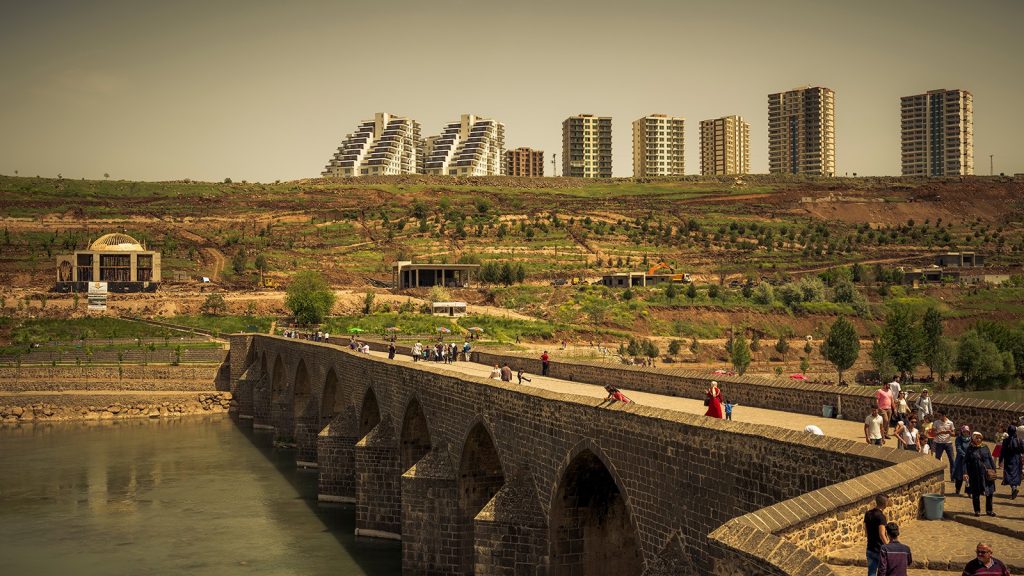 Yatırımlar artacak, ekonomik kalkınma dönemi başlar mı?