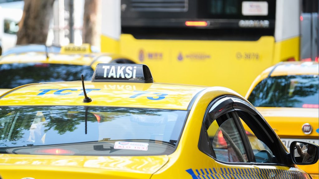 Yeni dönem başlıyor: Tüm taksilere takılacak, taksimetreye bağlı çalışacak