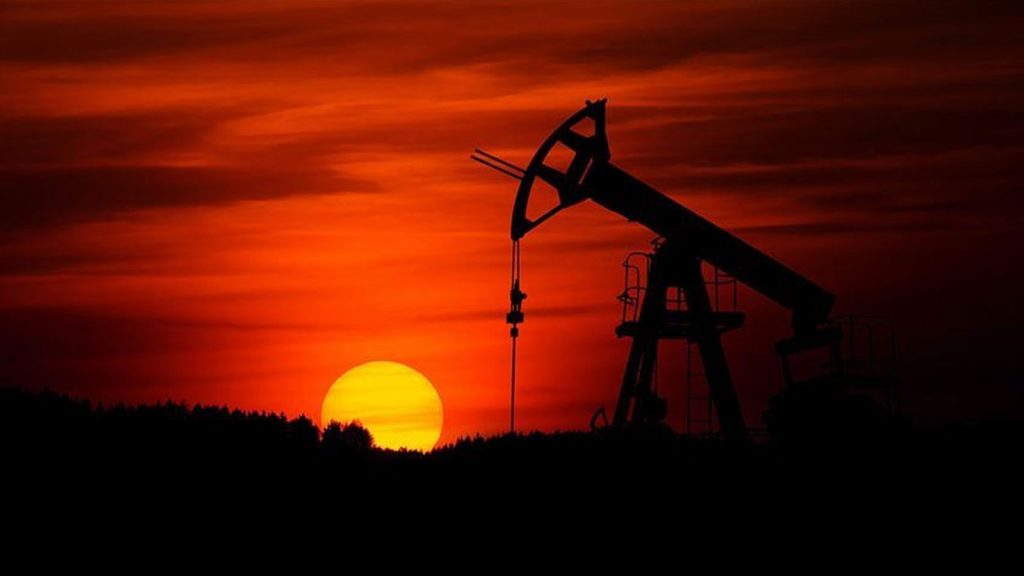 İsrail’in İran’a saldırısı sonrası petrol fiyatları fırladı