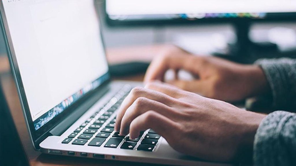 Uzaktan eğitim kurslarından yaklaşık 3 milyon kişi yararlandı