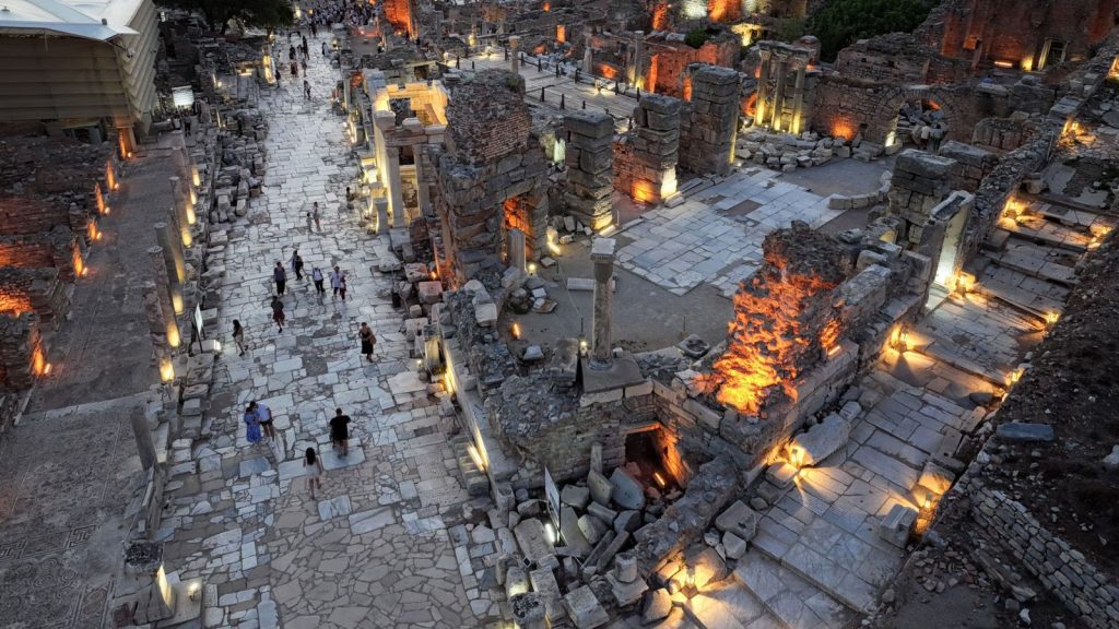 Yabancı turist sayısı nisanda rekor kırdı