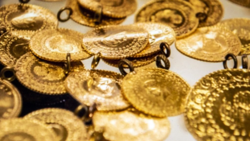 Altında büyük rekor öncesi son fırsat! Uzman isim tarih vererek açıkladı