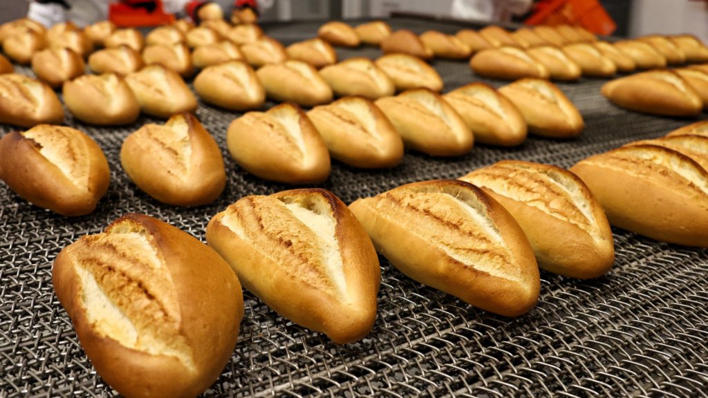 Ekmeğe gizli zam! Fiyat sabit kaldı gramaj düştü