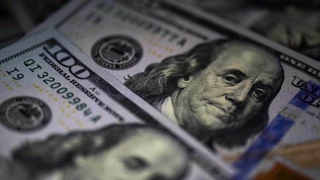 Dolar, Euro kaç TL oldu?