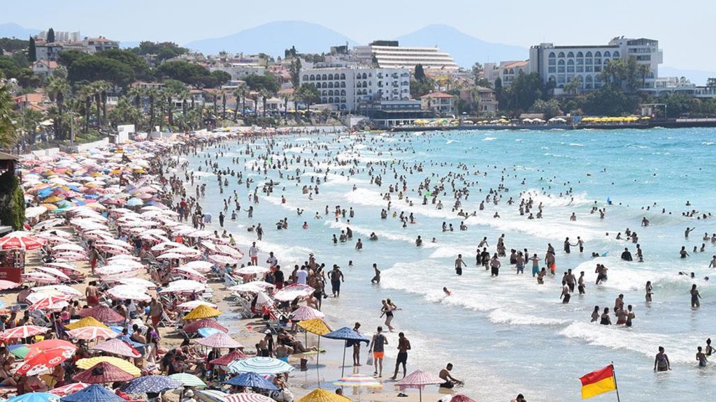 Antalya’ya gelen turist sayısı 9 milyonu aştı