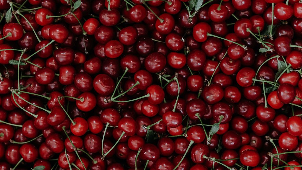 İstanbul’da kiraz adeta ateş pahası! Fiyatına zam üstüne zam geliyor