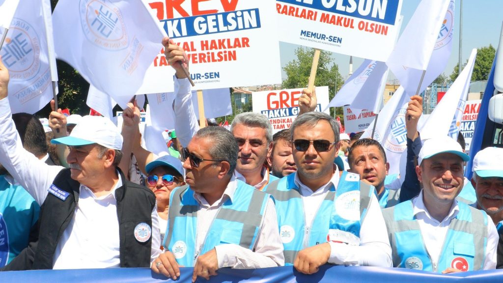 Memur-Sen’den toplu sözleşme eylemi
