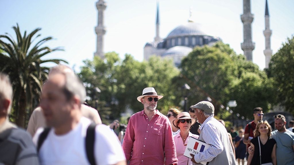 Türkiye’ye gelen turist sayısı temmuzda azaldı