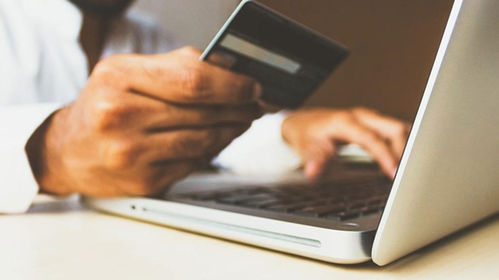 Ağustos ayında 2,15 trilyon liralık kartlı ödeme yapıldı