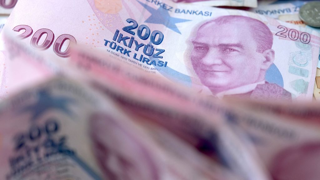 Yıl sonu emekli ve memur zammında çarpıcı oran! En düşük maaş ne kadar olacak?