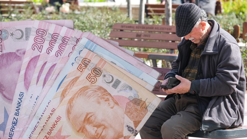 Emeklilik hayaliniz suya düşebilir! Milyonlara çok önemli uyarı