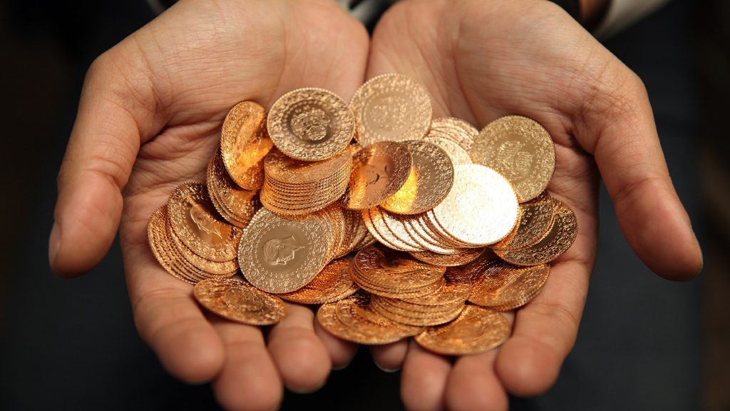Nakite ihtiyaç yoksa bozdurmayın, yıl sonu altın ne kadar olacak?