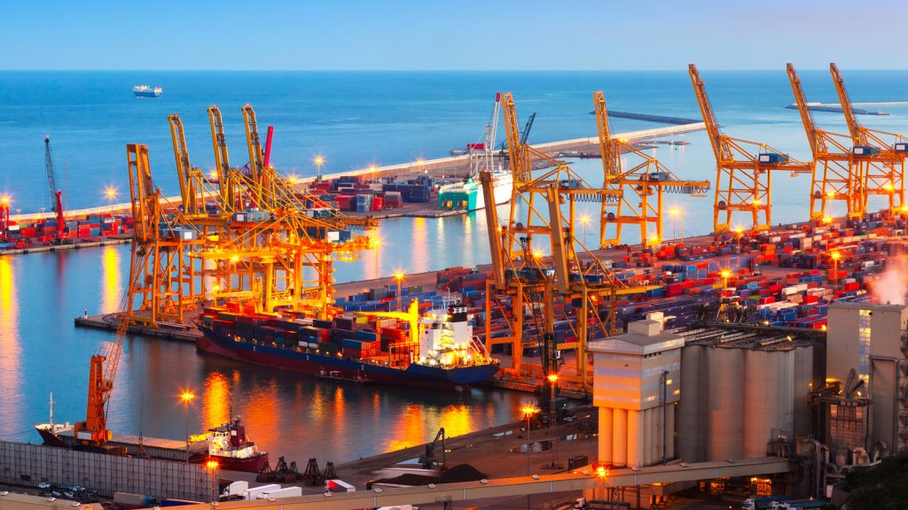 Dış ticaret açığı ekim ayında 7.4 milyar dolar oldu