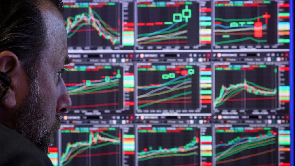 Küresel piyasalar ABD verilerini izliyor