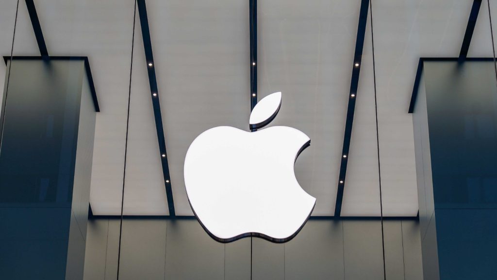 Apple’da kan kaybı sürüyor: İstifa eden edene!