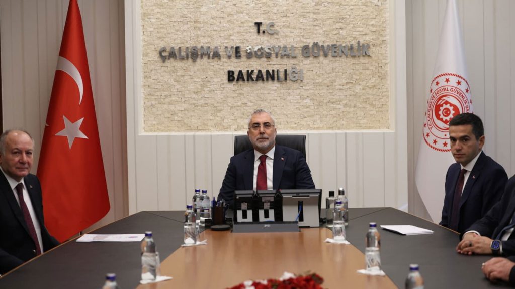 Asgari ücrette ilk toplantı yapıldı