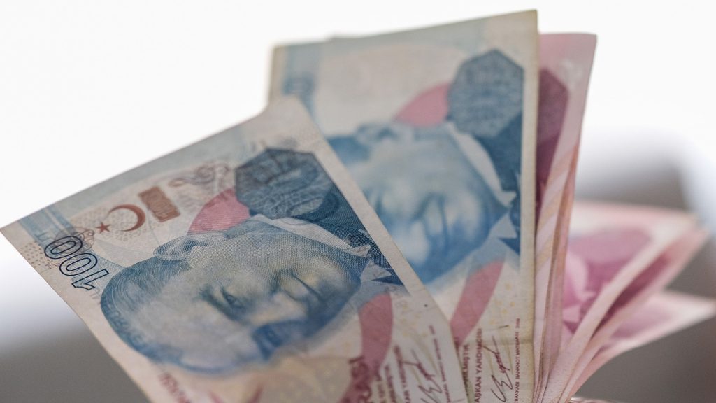 Emeklilik sistemi sil baştan değişti: Vergi indirimiyle emeklilik kaldırıldı