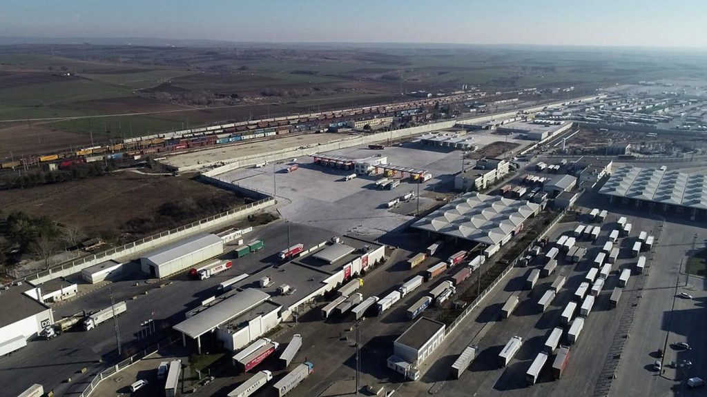 Kapıkule Gümrük Kapısı’nda ticari araç geçişinde tarihi rekor