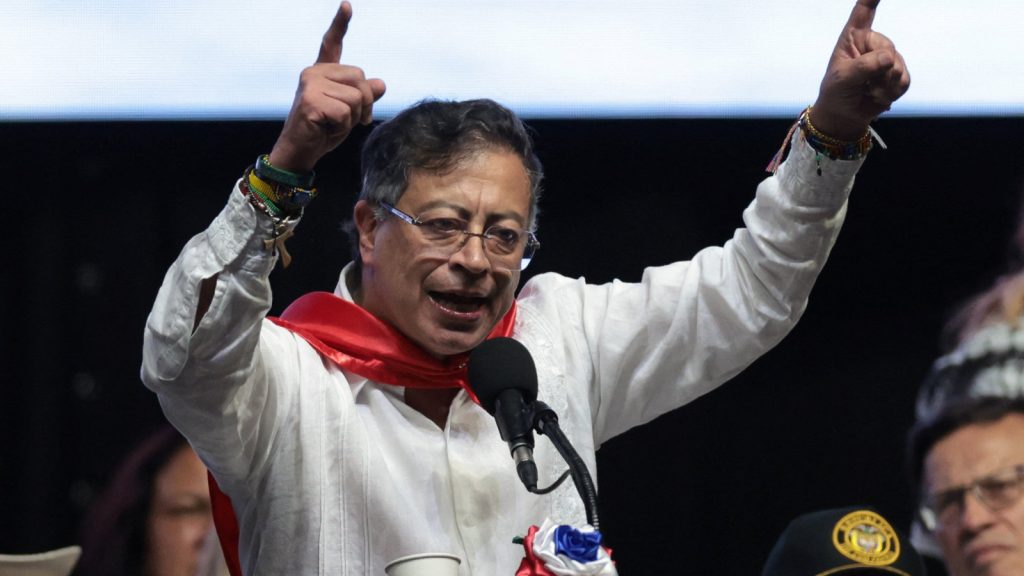 Kolombiya ‘ekonomik acil durum’ ilan etti