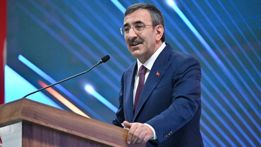 Cevdet Yılmaz’dan cari açık değerlendirmesi