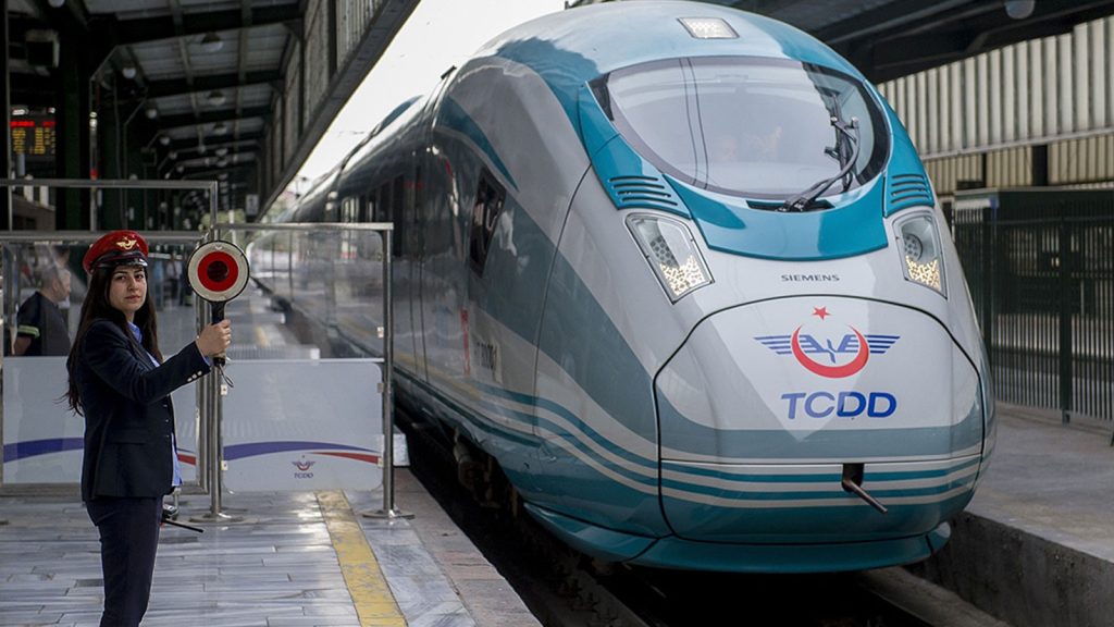 Demir yolları 2025’te Türkiye nüfusunun üç katından fazla yolcu taşıdı