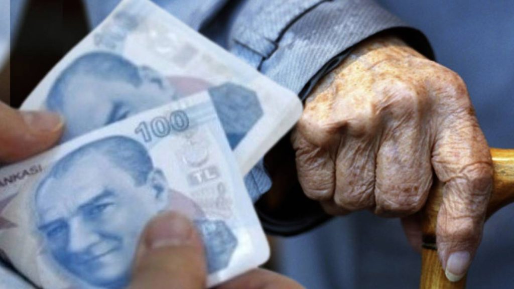 Yaşlılık sigortası gündemde: Prim ödeyenler yararlanacak