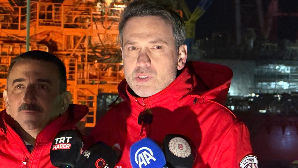 Bakan Bayraktar: Karadeniz’de iki yeni sondaja başlıyoruz