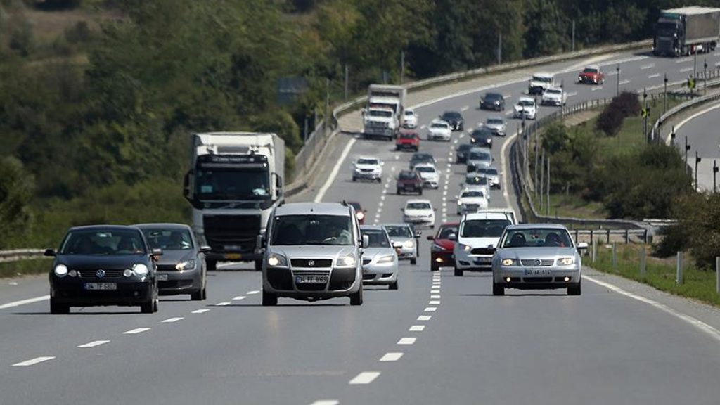 Trafikte yeni dönem: Hız cezaları 9 kademeli sisteme geçti