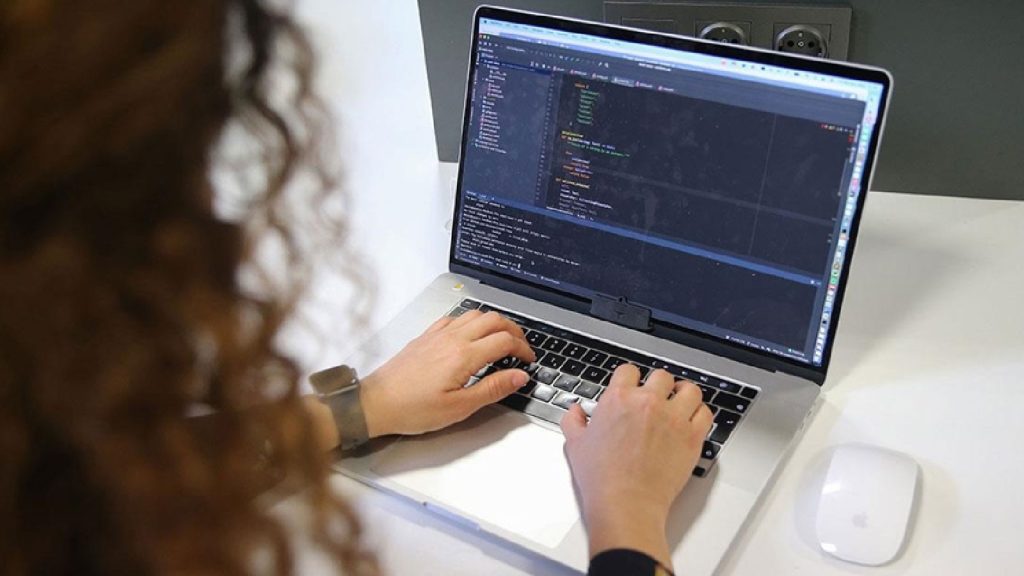 Türkiye’de kadınlar yatırım yerine “birikim” kavramını daha güvenli görüyor