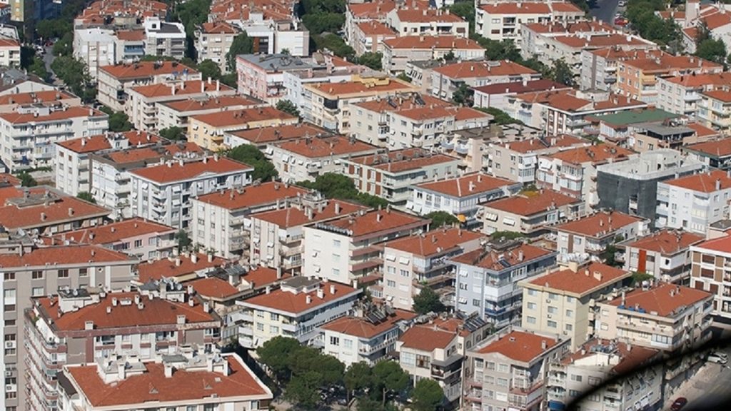 Konutta değer düşüyor! Yatırım olmaktan çıkıyor mu?